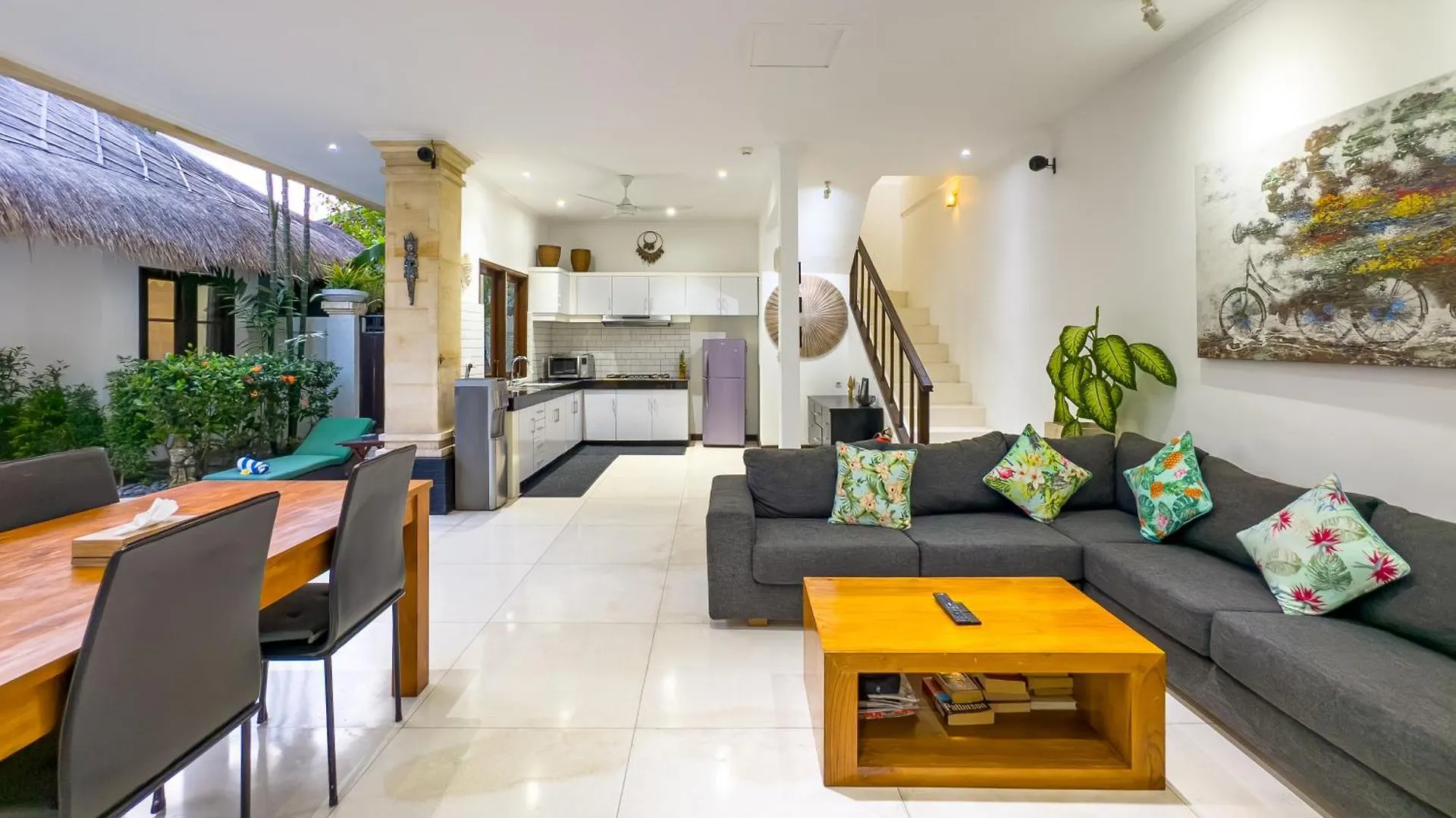 Villa Krisna Managed By Villa Bugis Seminyak  Seminyak (Bali)
